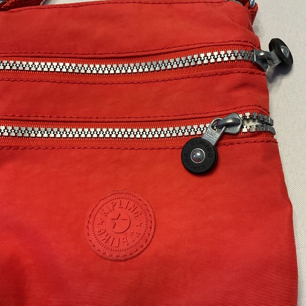 Kipling Alvar Crossbody Shoulder Bag Cherry Red Triple‎ Zip 6.5